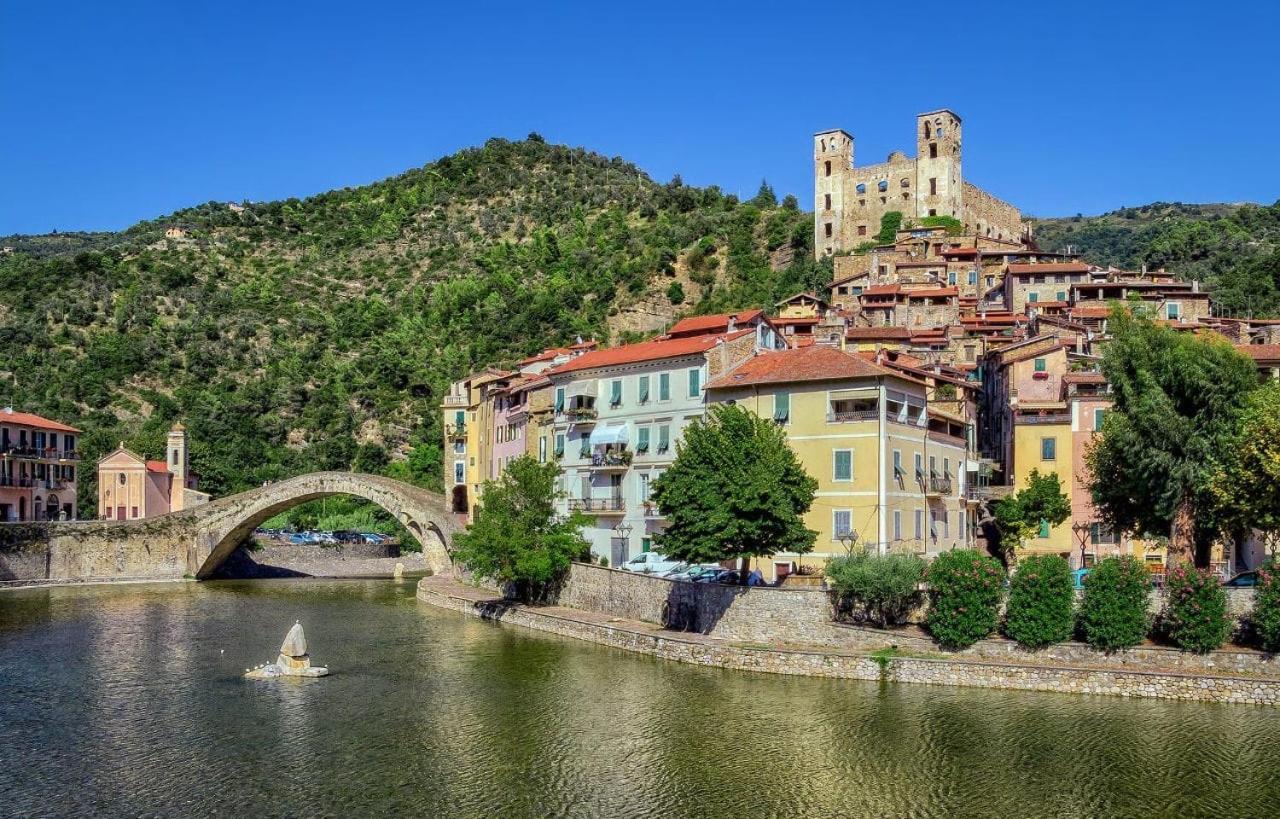 Casa Ale Lägenhet Dolceacqua Exteriör bild