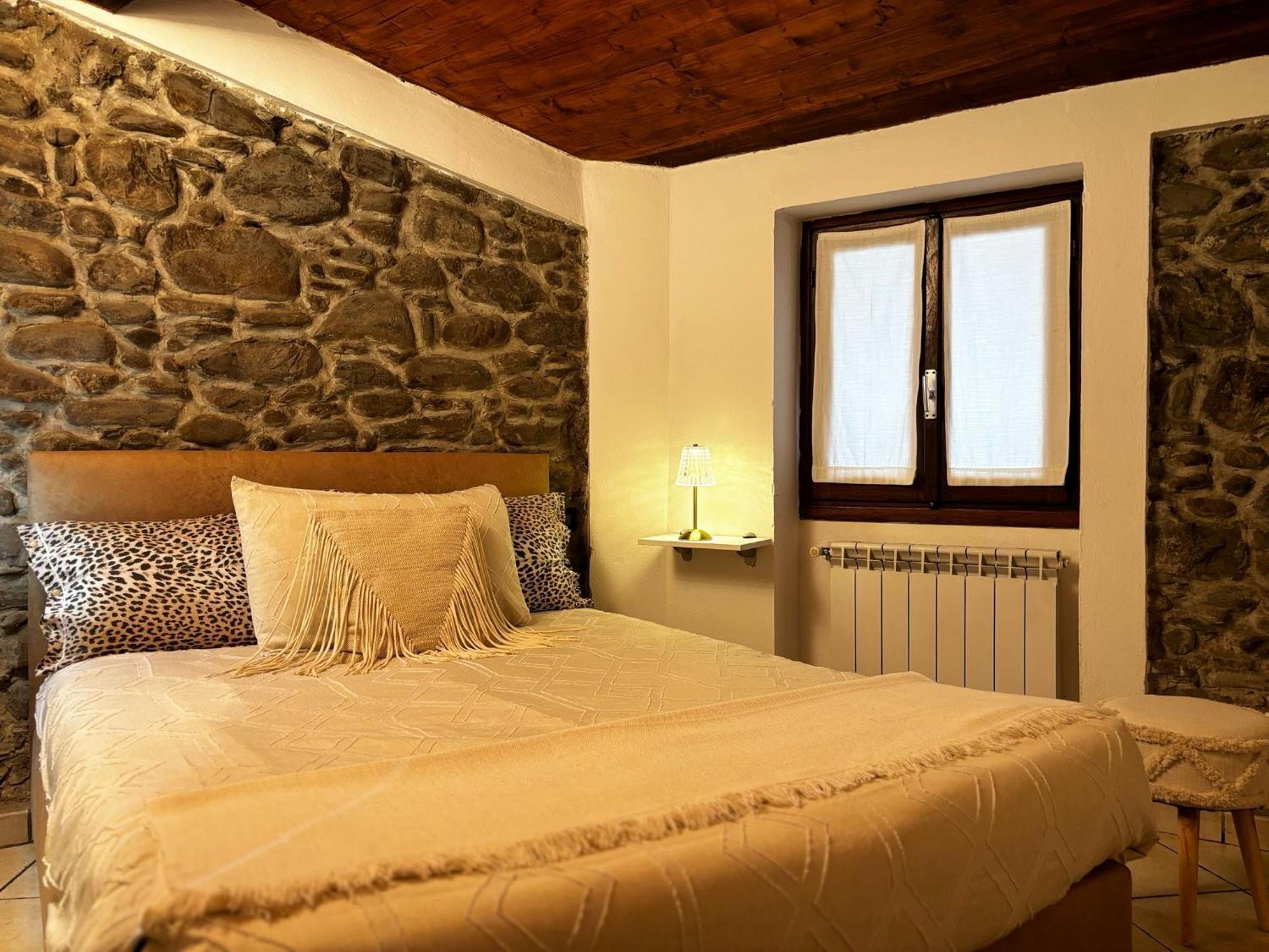 Casa Ale Lägenhet Dolceacqua Exteriör bild